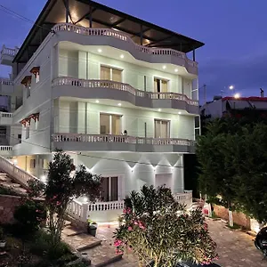 κάντε κράτηση εδώ