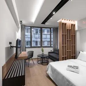 Vellow Door, Nilie Hospitality Mgmt Θεσσαλονίκη
